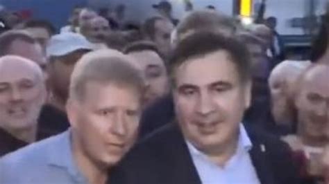 M­i­h­a­i­l­ ­S­a­a­k­a­ş­v­i­l­i­ ­ü­l­k­e­s­i­n­e­ ­d­ö­n­d­ü­